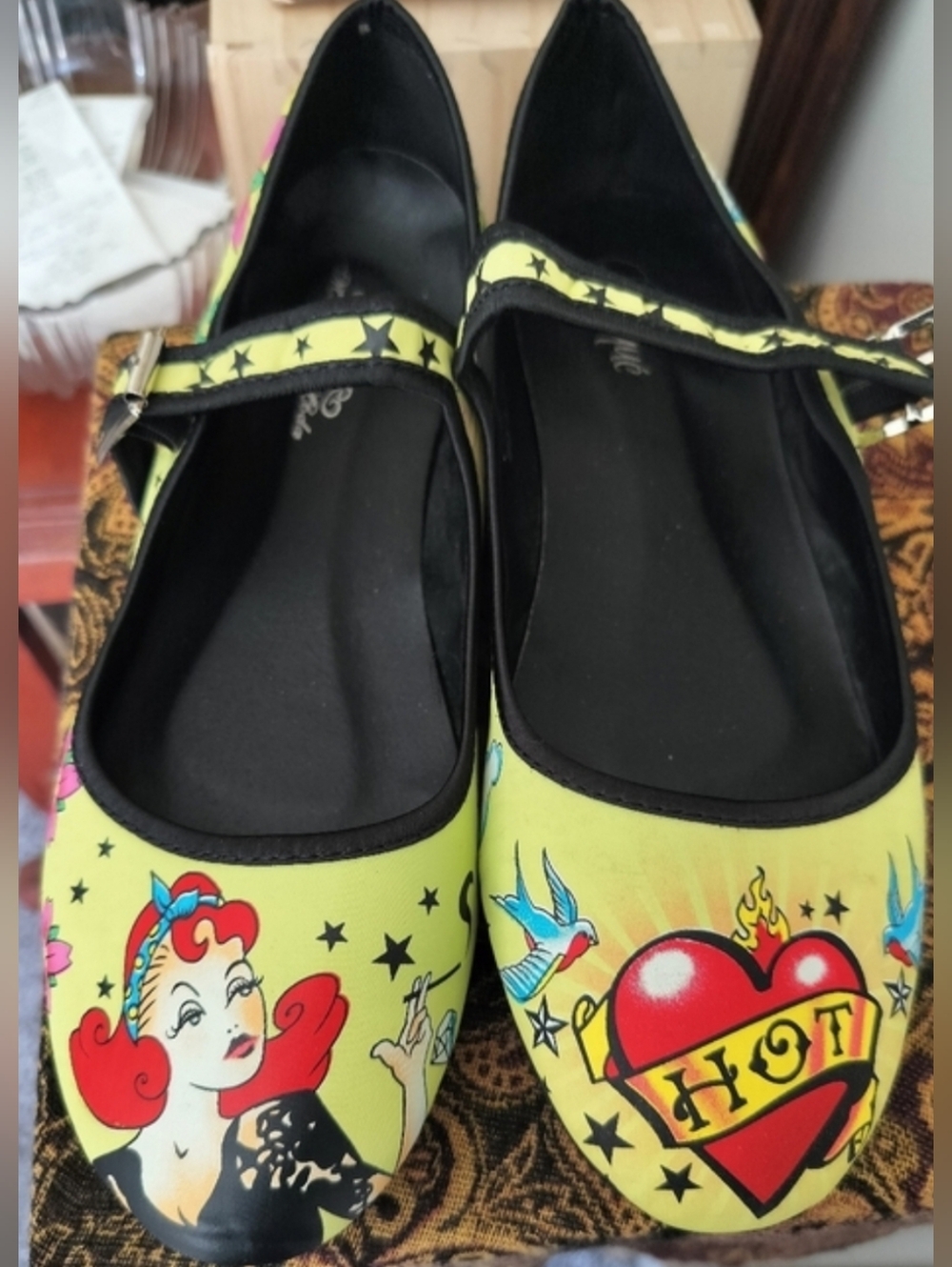 So Risque Women's 11 Yellow Tattoo Art Mary Jane Flats Heart & Pinup Design